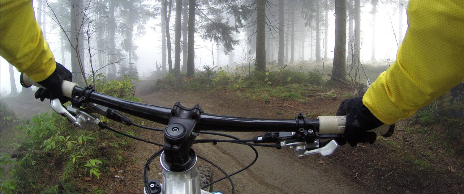 Mountainbiken Regen Herbst Trail Tipps